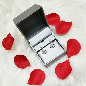 💎Zales white sapphire earrings💎